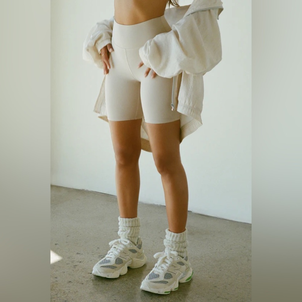 *NWT* JOAH BROWN THE BIKER SHORT SUEDED YUMA SIZE X/S *NWT*